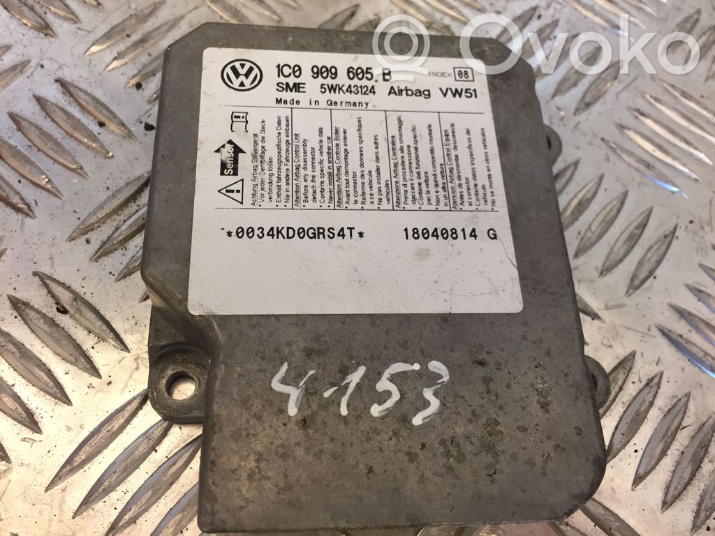 Volkswagen PASSAT B5.5 Oro pagalvių valdymo blokas 