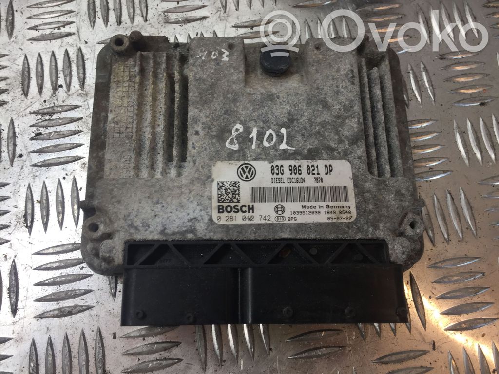 Engine control unit/module   03G906021DP,8102
