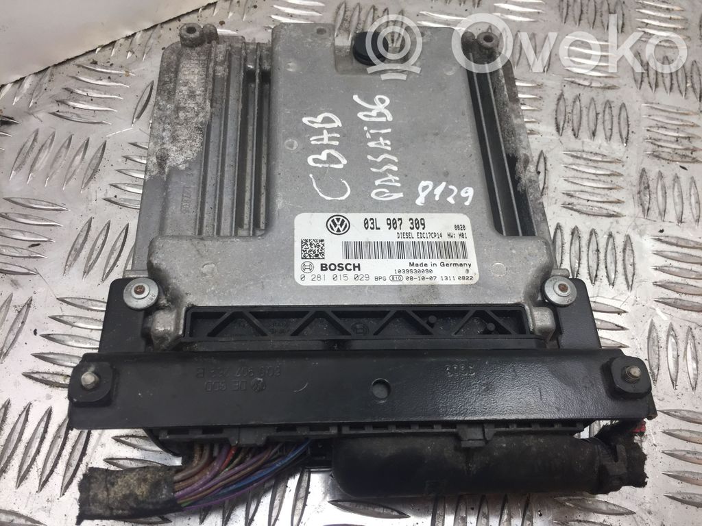 Volkswagen PASSAT B6 Motorsteuergerät/-modul 