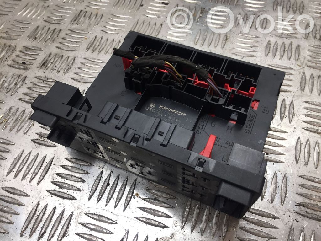 Volkswagen PASSAT B6 Comfort/convenience module 