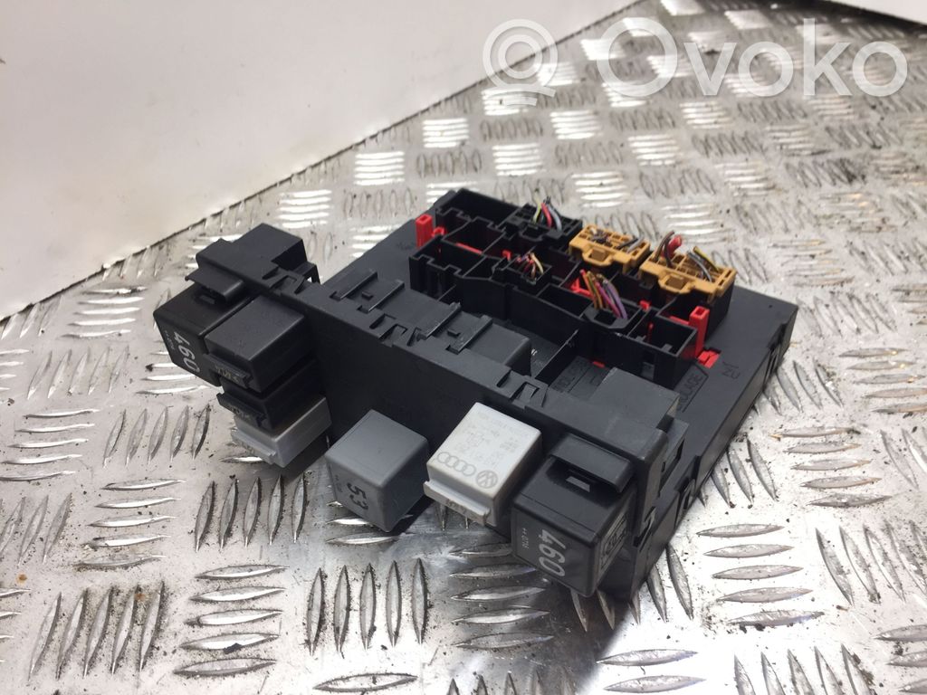 Volkswagen PASSAT B6 Comfort/convenience module 