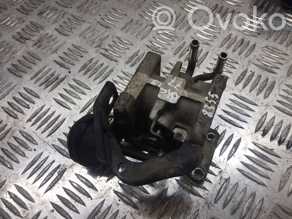 Volkswagen PASSAT B6 Válvula EGR 