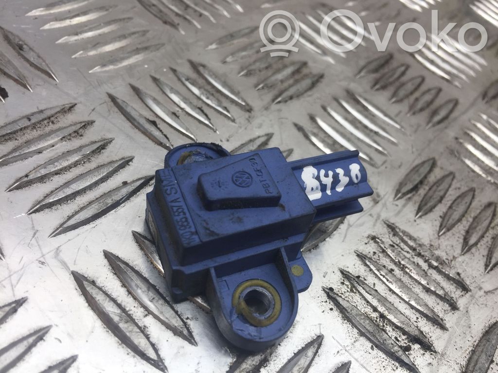 Volkswagen PASSAT B6 Airbag deployment crash/impact sensor 