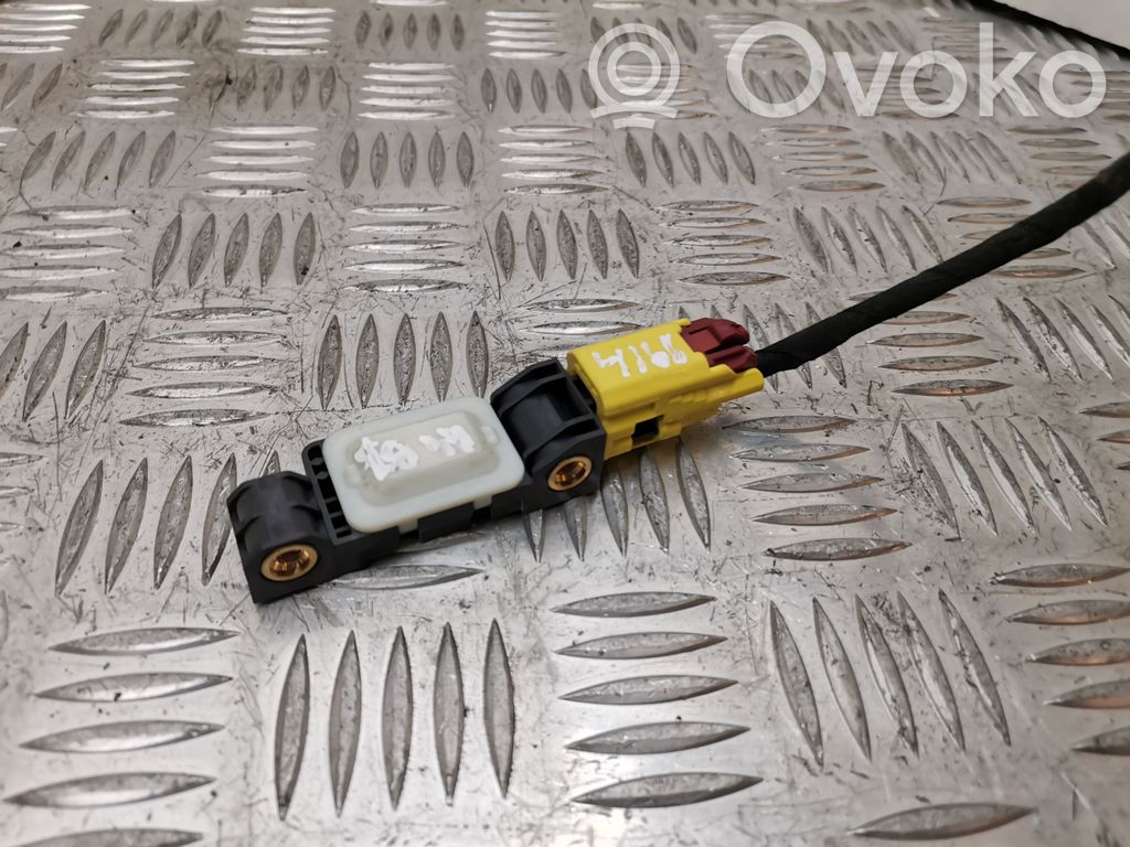 Audi A4 S4 B7 8E 8H Airbagsensor Crashsensor Drucksensor 
