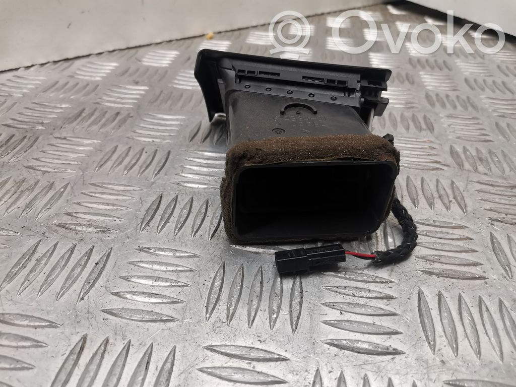 Audi A4 S4 B7 8E 8H Moldura protectora de la rejilla de ventilación lateral del panel 