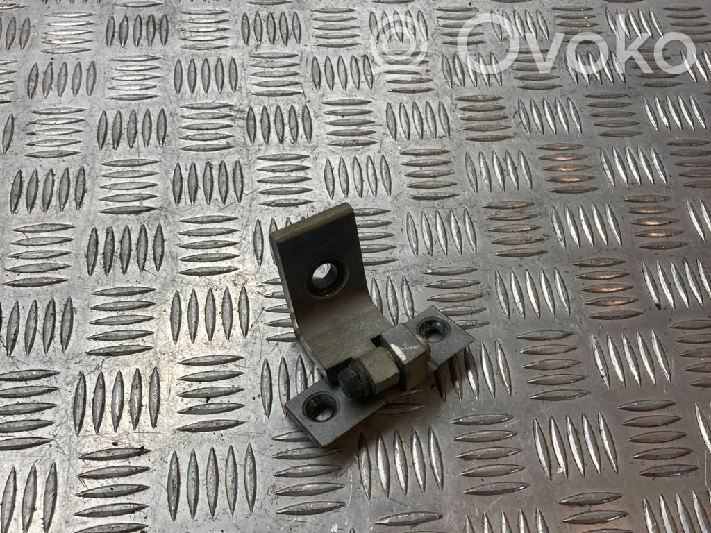 BMW 5 E60 E61 Front door upper hinge 