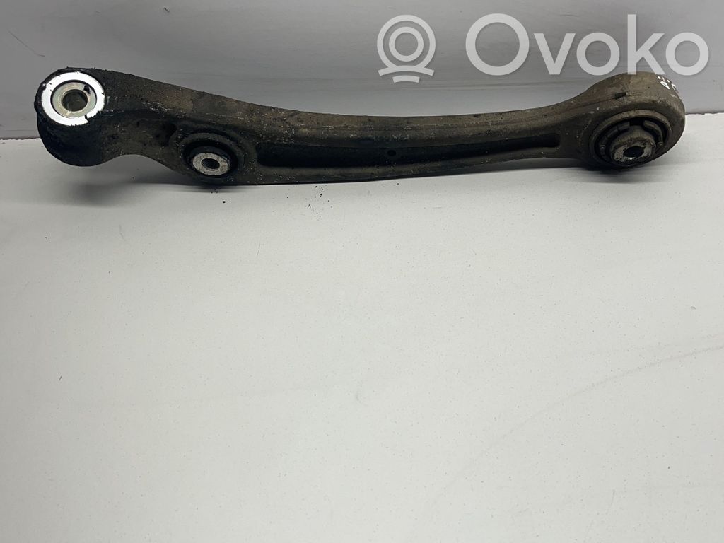 Audi A4 S4 B8 8K Dolny wahacz przedni 