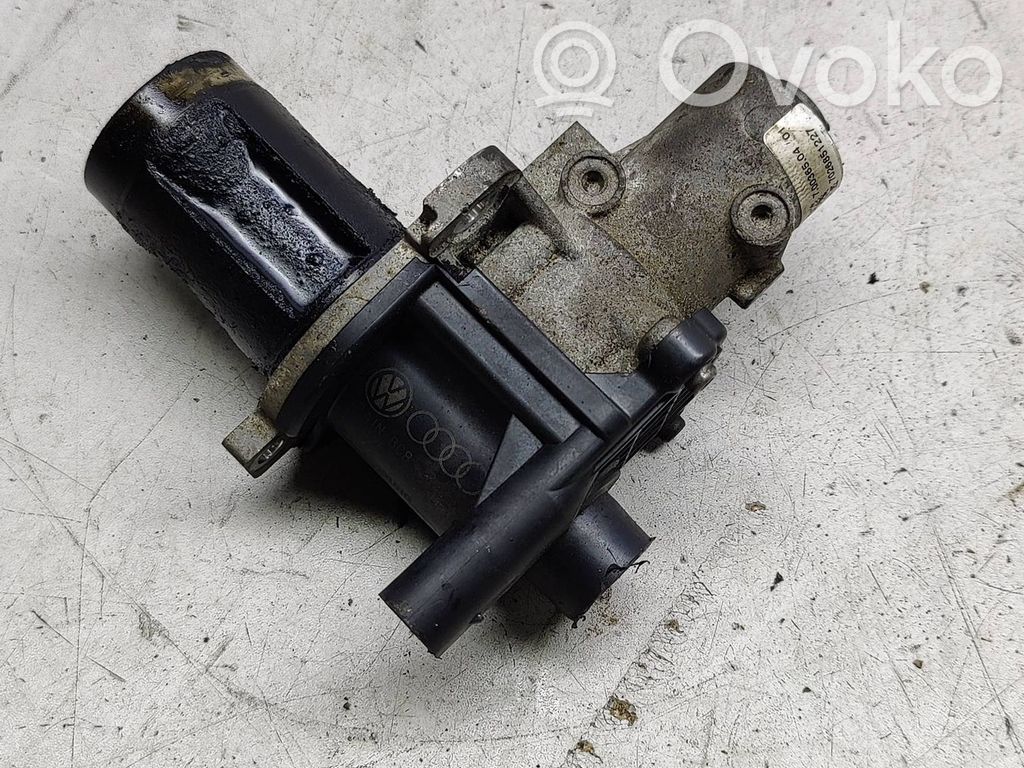 Audi A4 S4 B7 8E 8H Zawór EGR 