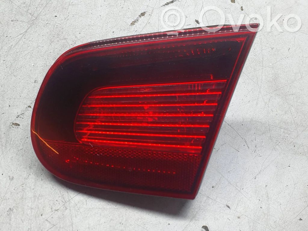 Volkswagen Eos Tailgate rear/tail lights 