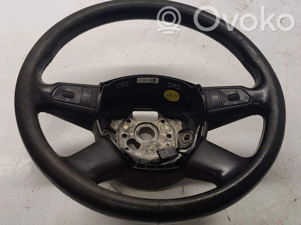 Audi A4 S4 B7 8E 8H Vairas 