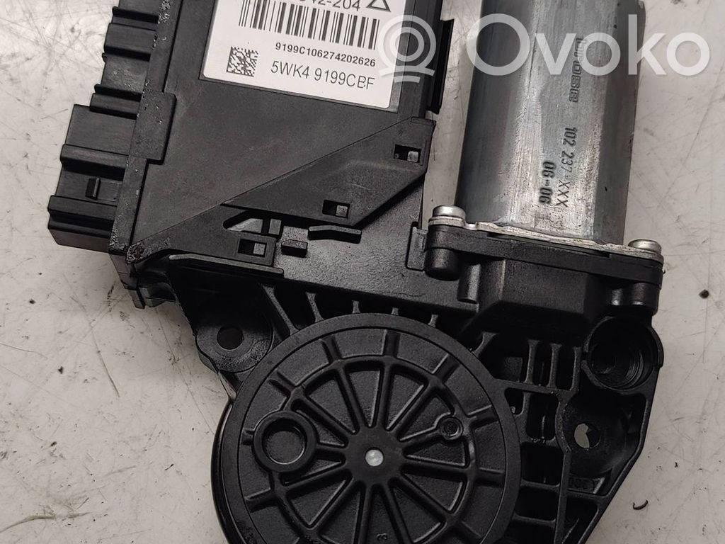 Audi A4 S4 B7 8E 8H Silnik regulatora szyby drzwi przednich 