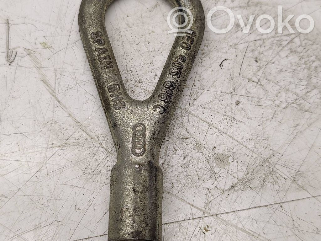 Audi A4 S4 B7 8E 8H Anillo de remolque 