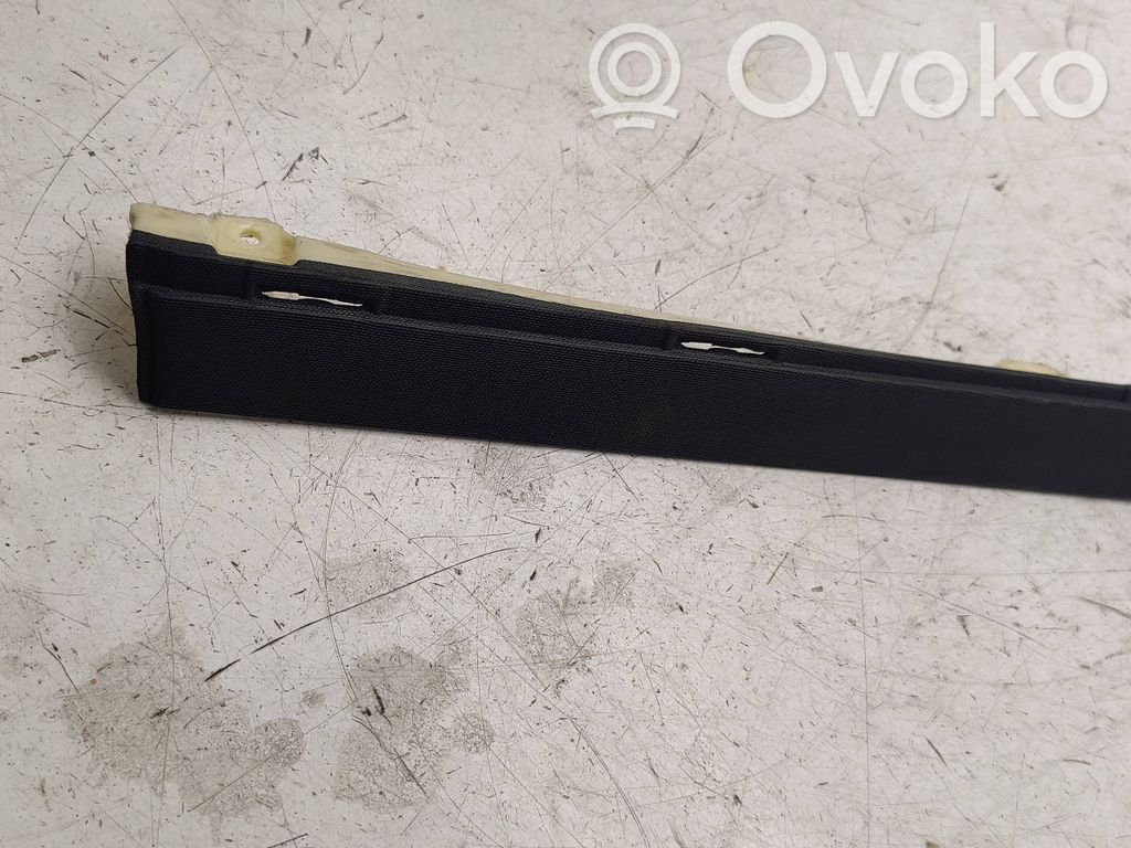 Audi A4 S4 B7 8E 8H Osłona środkowa słupka / C 