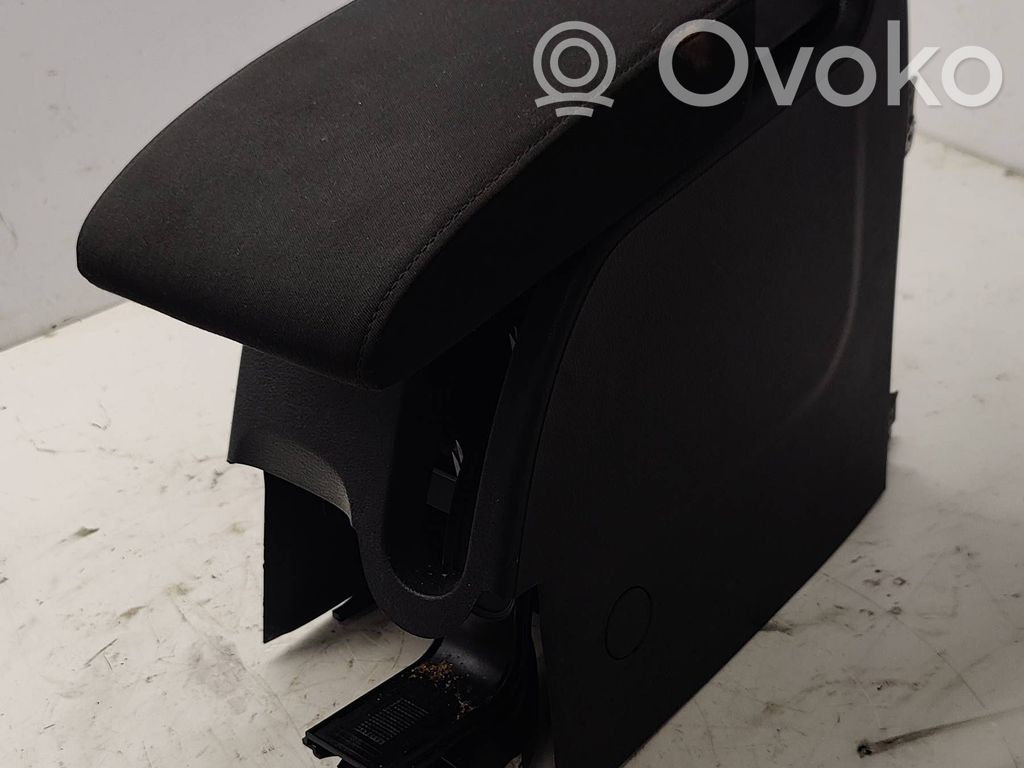 Volkswagen Golf Plus Armrest 
