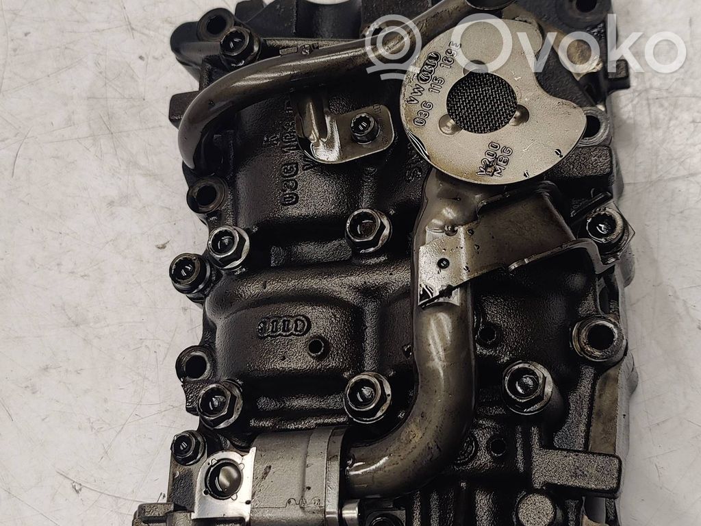 Volkswagen PASSAT B6 Bomba de aceite 