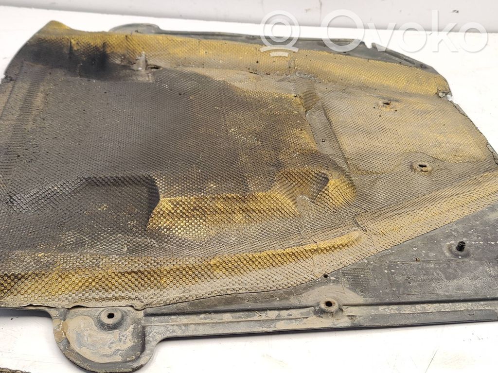 Engine splash shield/under tray   7146629