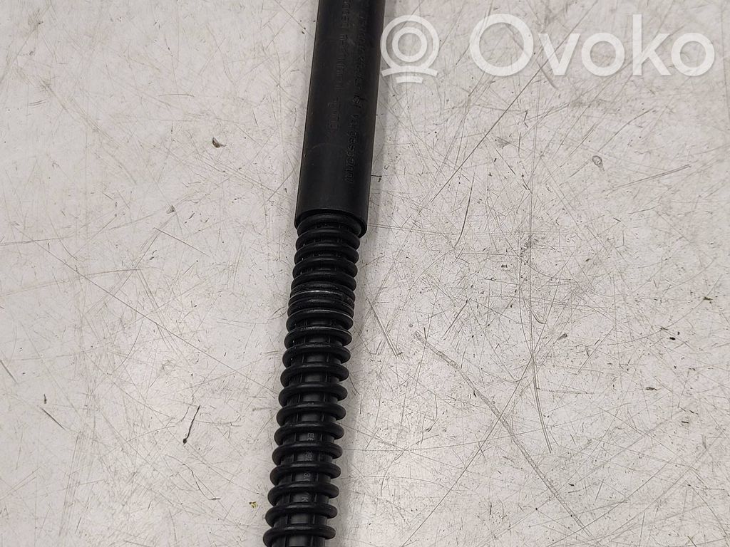 BMW 7 E65 E66 Tailgate/trunk strut/damper 
