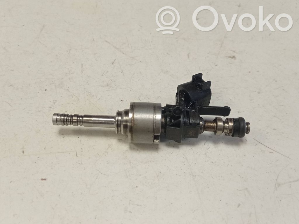 Chevrolet Camaro Fuel injector 