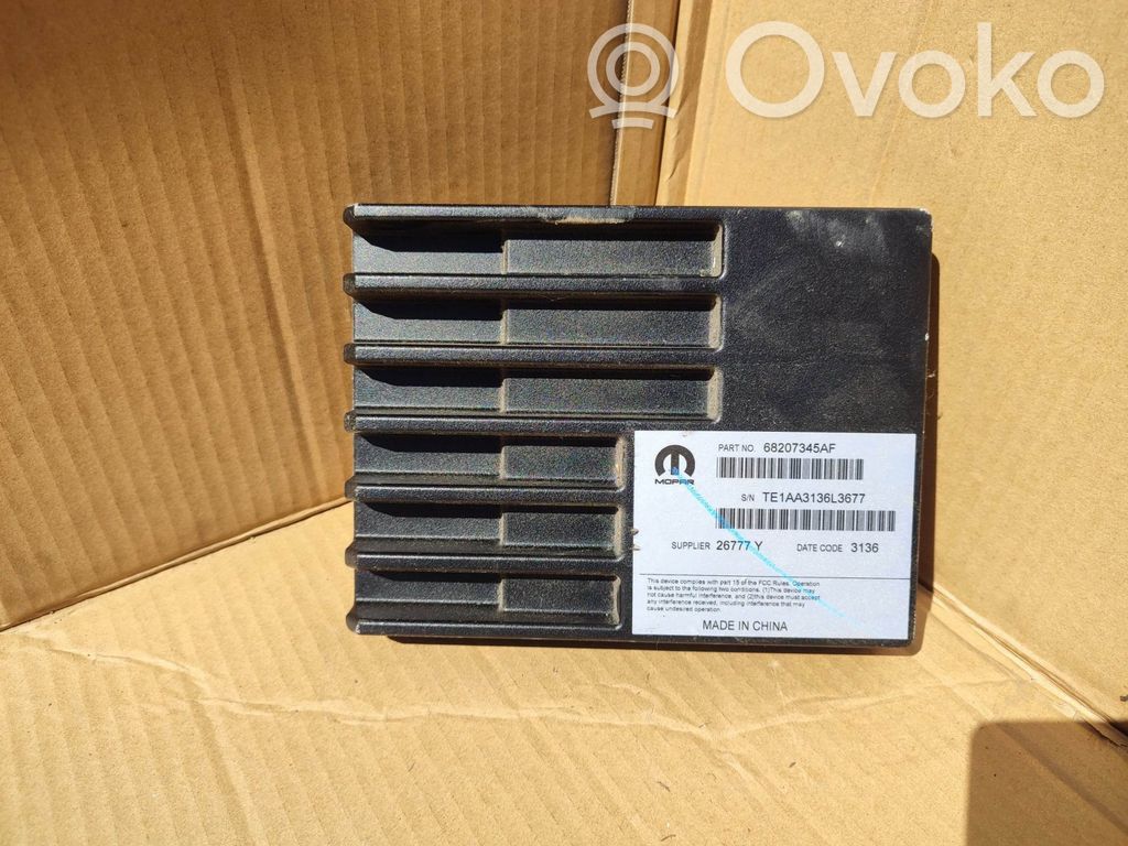 Chrysler Pacifica Sound amplifier 