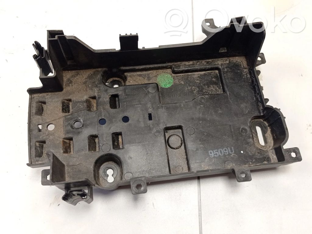 Battery tray   42334926,42401012