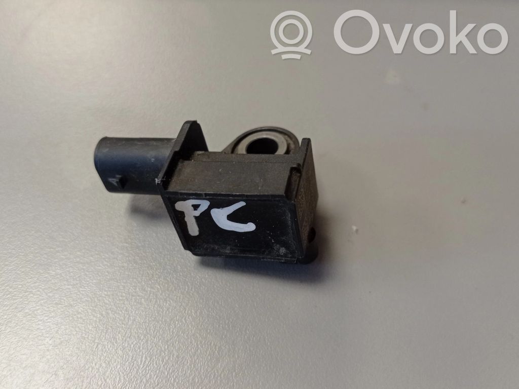 Chrysler Pacifica Airbag deployment crash/impact sensor 