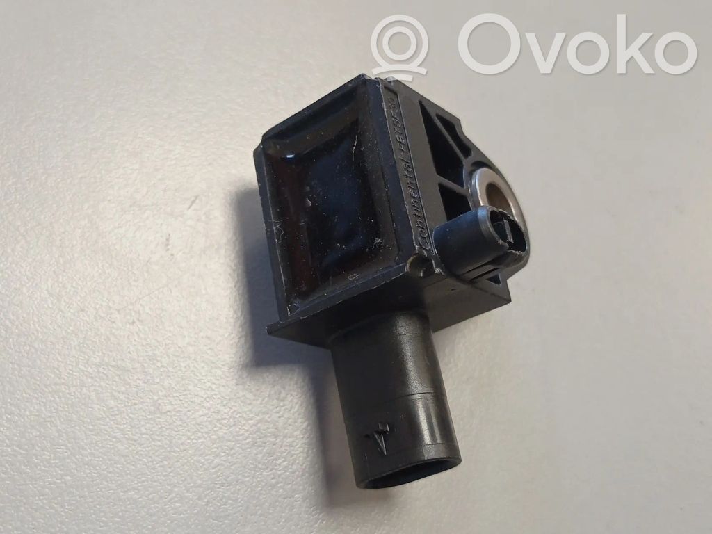 Chrysler Pacifica Airbag deployment crash/impact sensor 