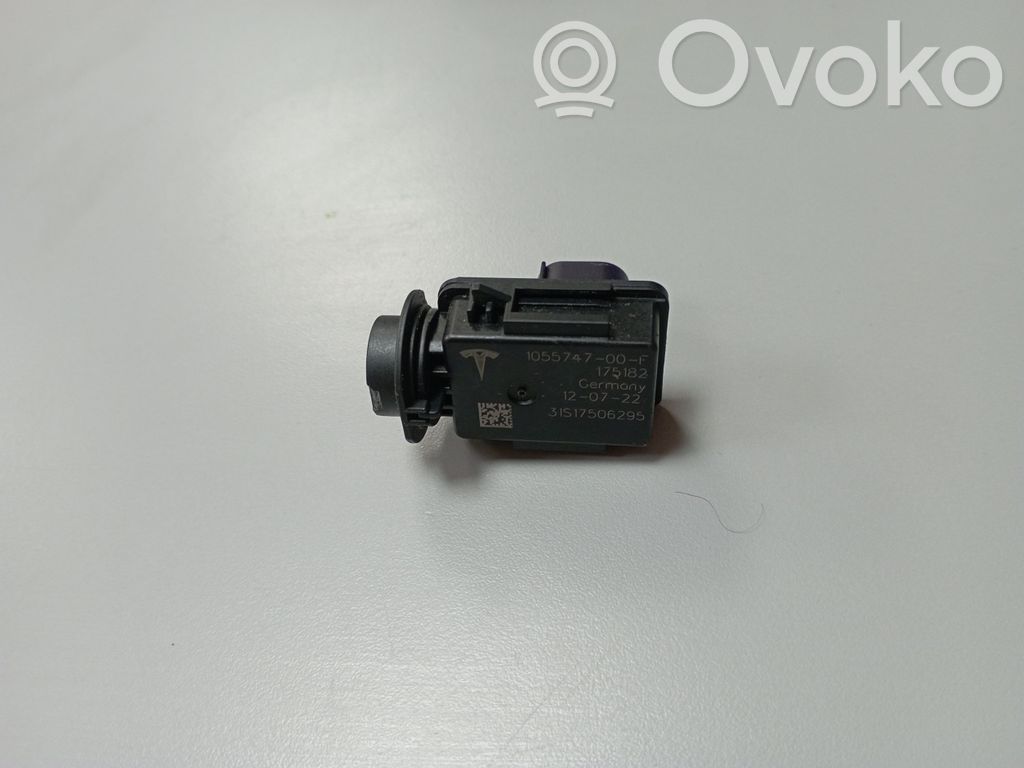 Tesla Model Y Air quality sensor 