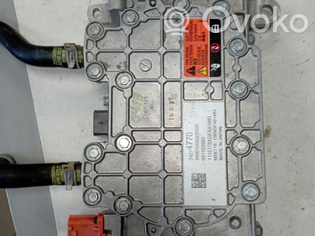 Inversor/convertidor de voltaje   691103980,24280796