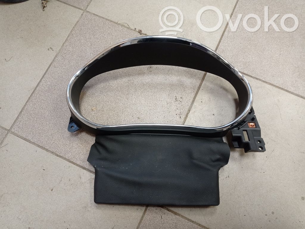 Buick Encore I Moldura del panel 