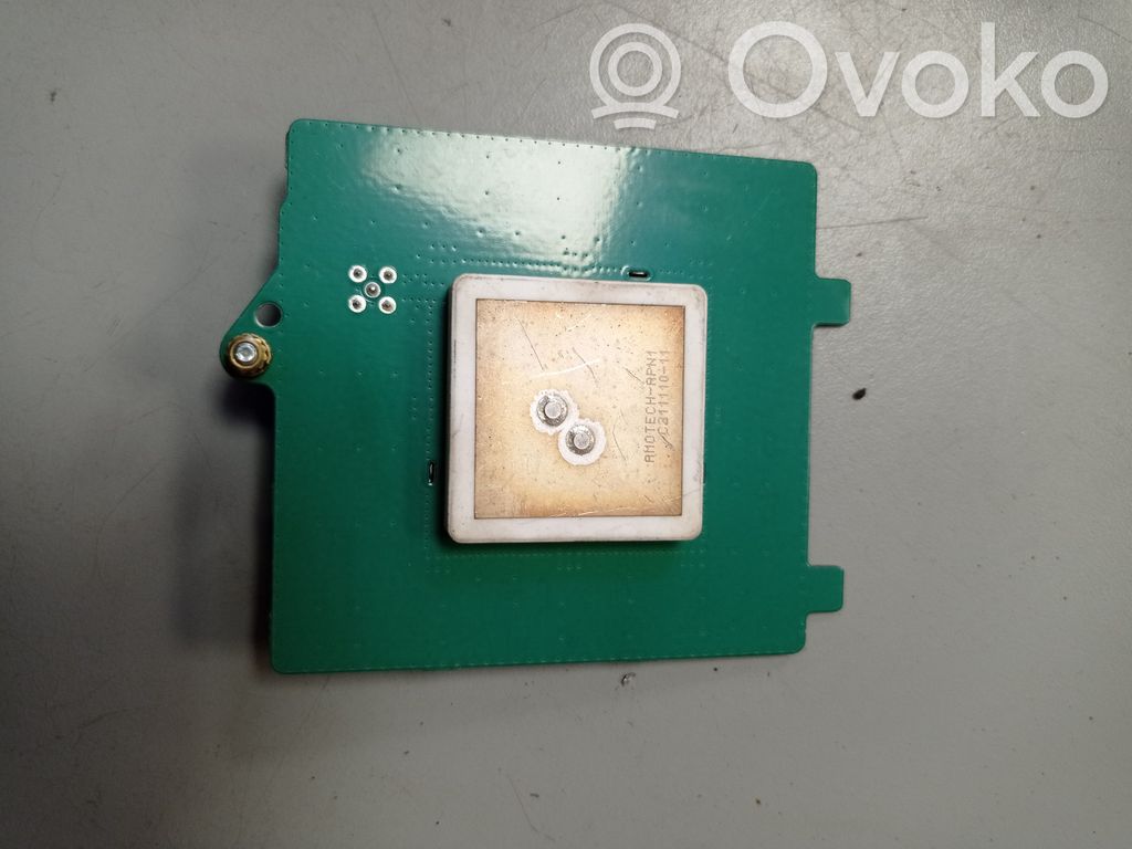 Tesla Model X Antenos stiprintuvas 