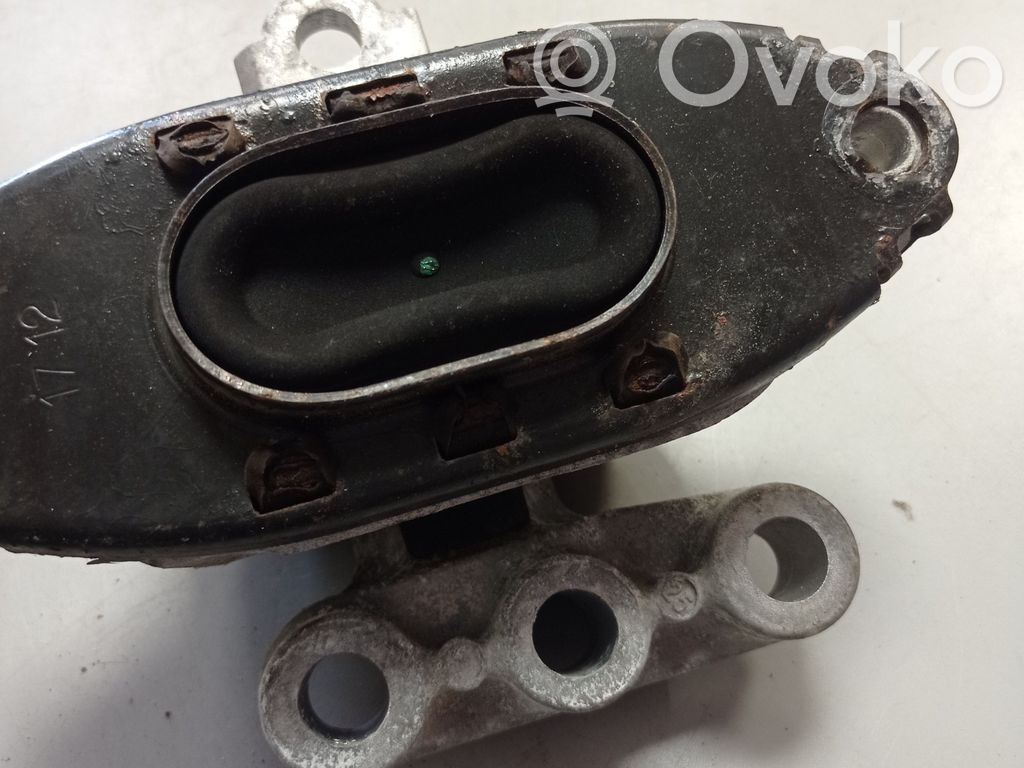 Buick Encore I Engine mount bracket 