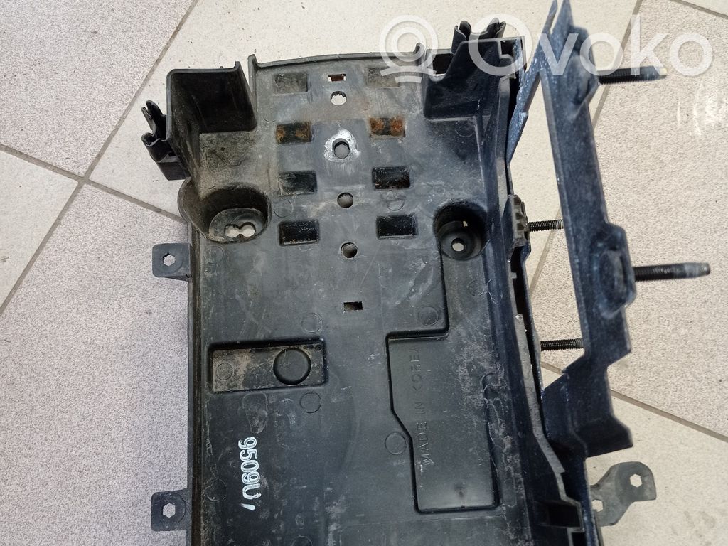 Buick Encore I Battery box tray 