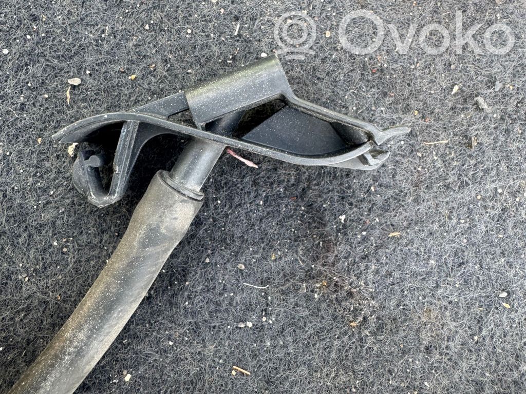 Headlight washer spray nozzle