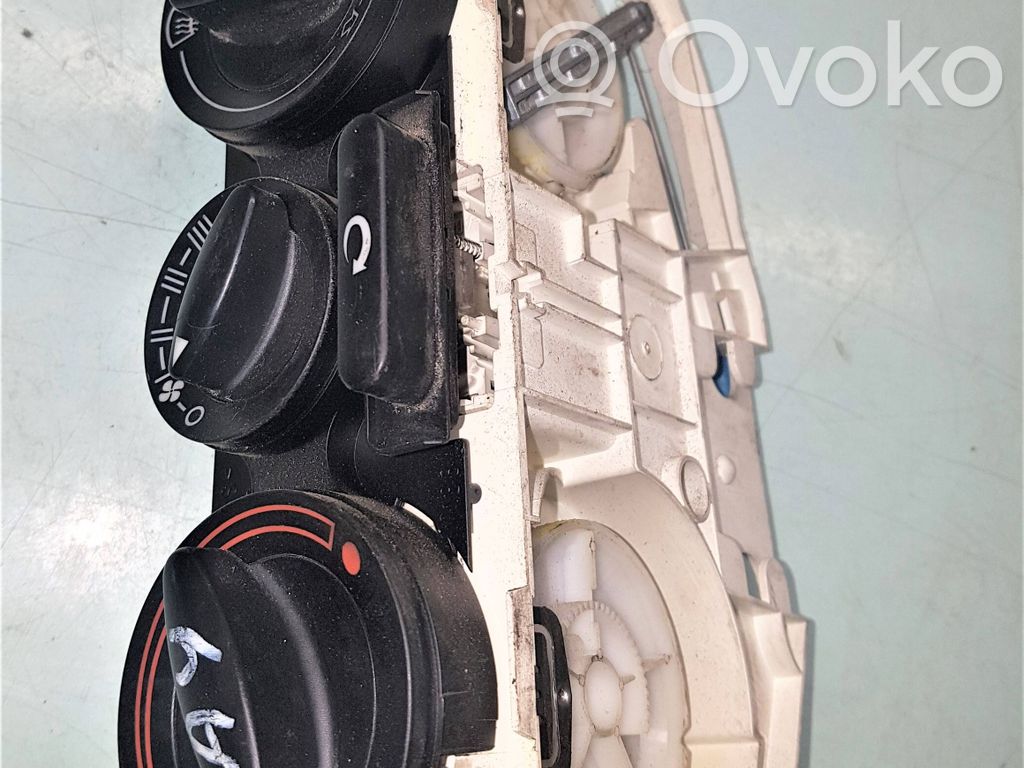 Audi A4 S4 B5 8D Centralina aria condizionata/riscaldamento 