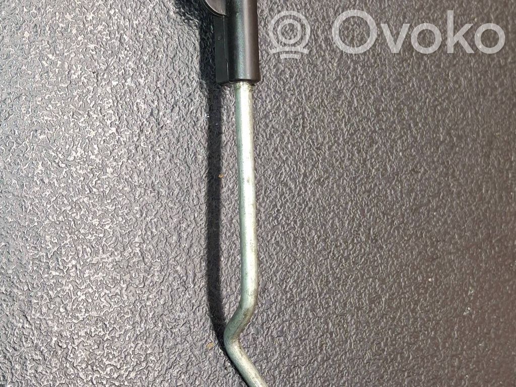 Loading door cable line