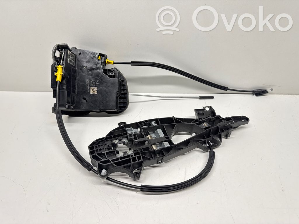 Opel Astra K Galinių durų spyna 