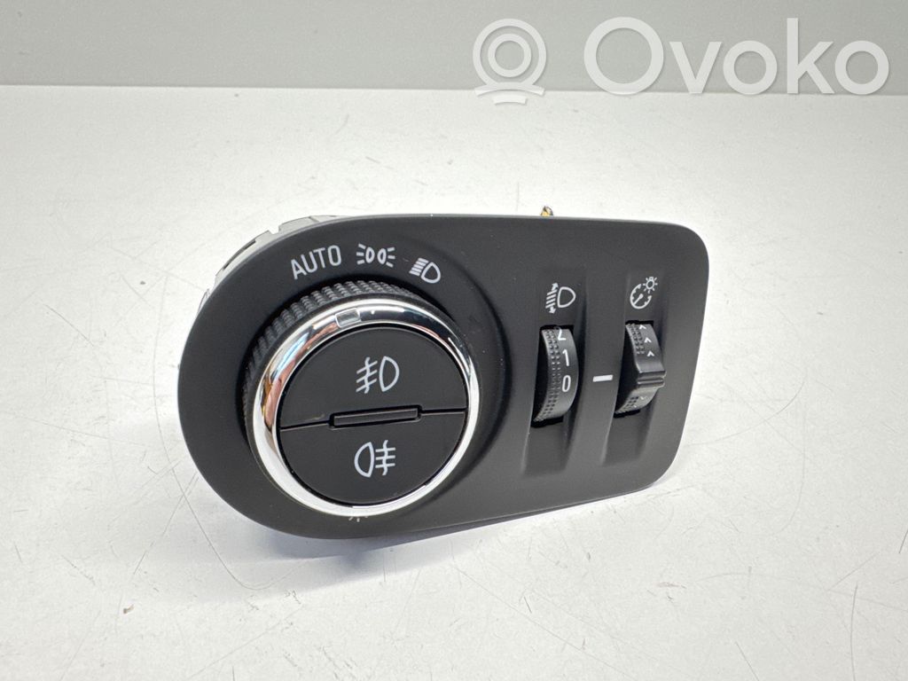 Opel Astra K Light switch 