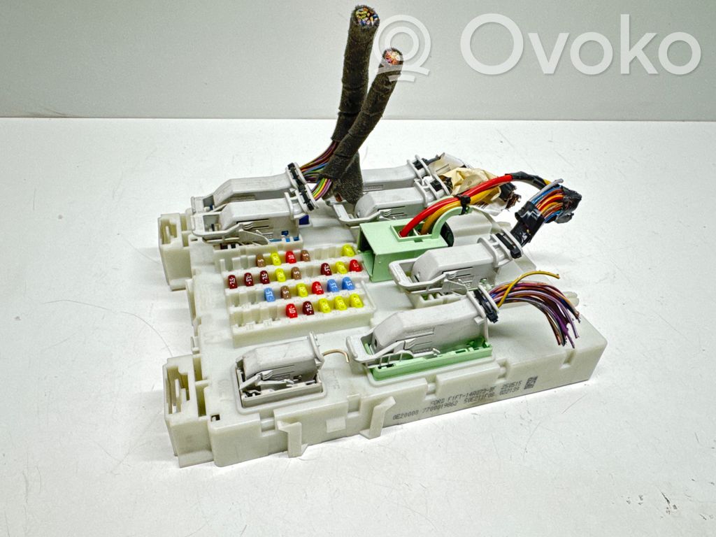 Ford Focus Comfort/convenience module 