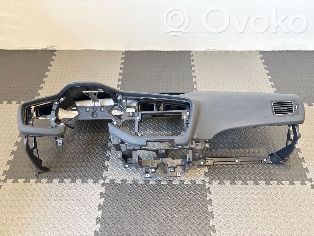 KIA Ceed Dashboard 