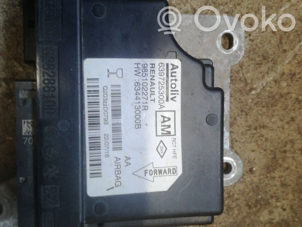 Renault Kadjar Airbag control unit/module 