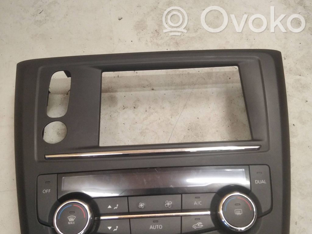 Renault Kadjar Climate control unit 