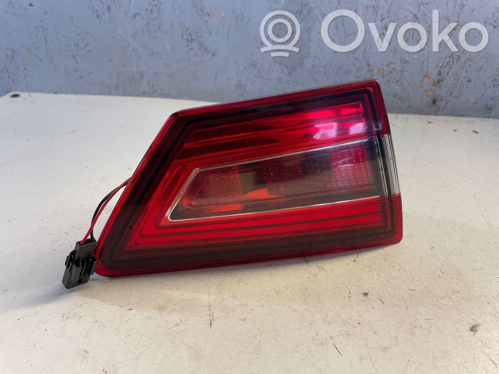 Renault Clio IV Rear/tail lights 