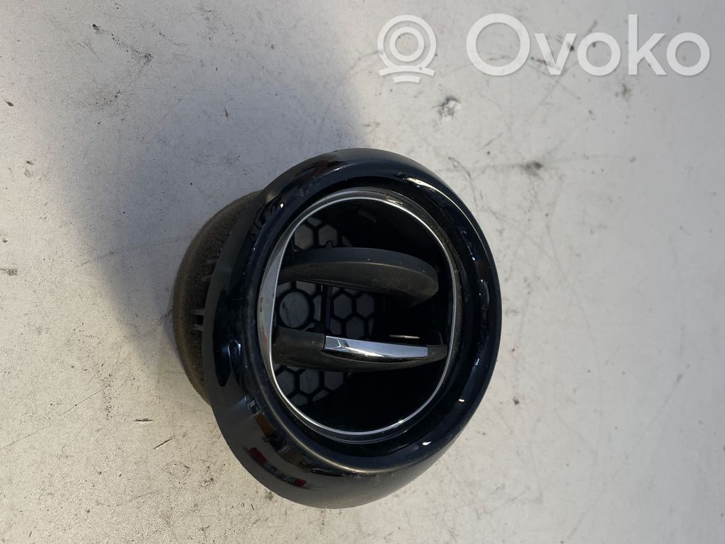 Renault Clio IV Boczna kratka nawiewu deski rozdzielczej 