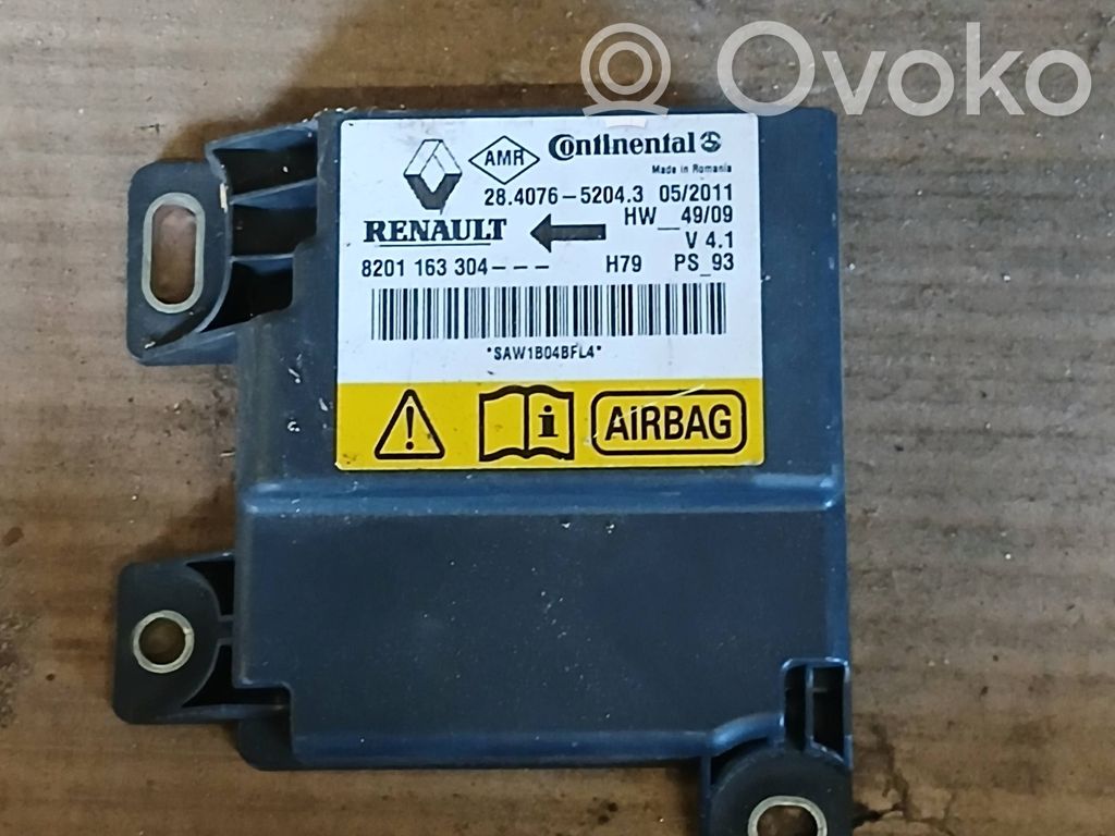Dacia Duster Airbag control unit/module 