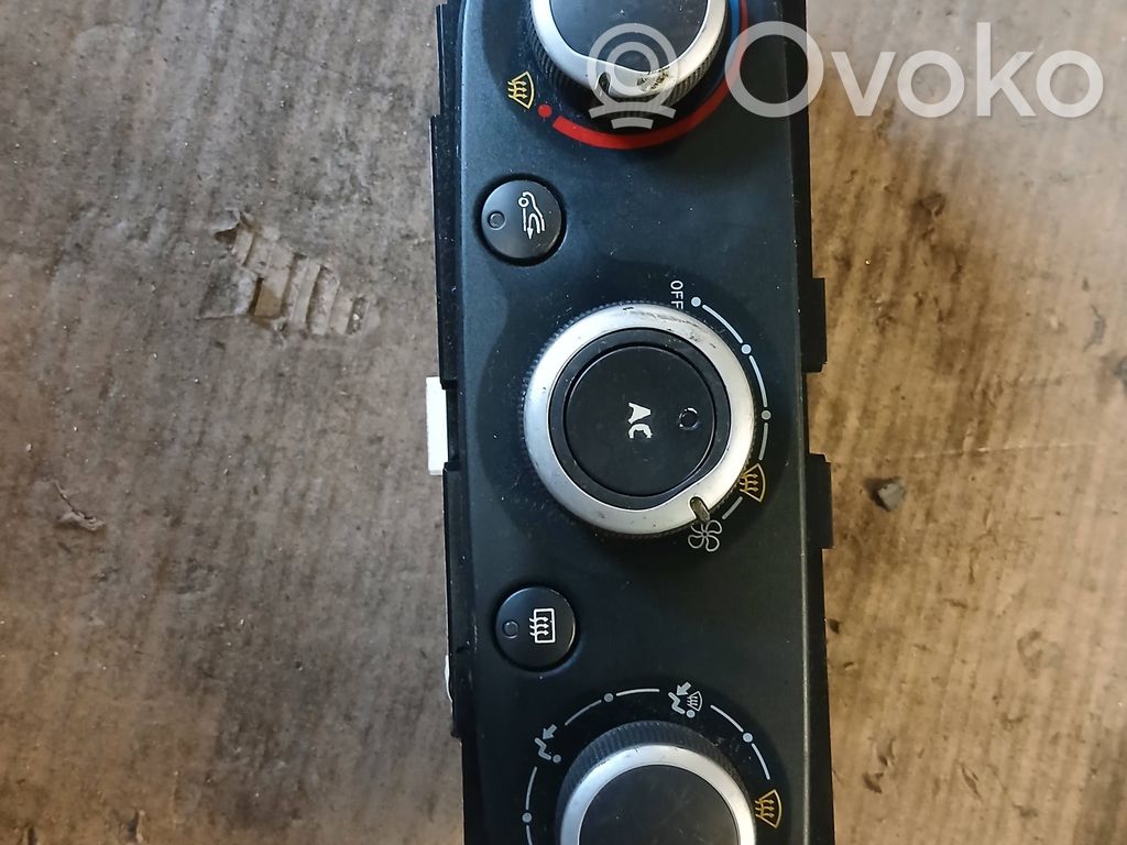 Renault Megane III Unidad de control climatización 