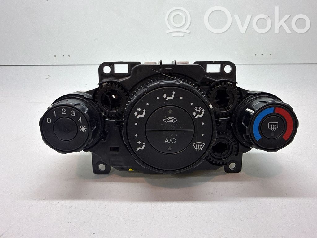 Ford Fiesta Climate control unit 
