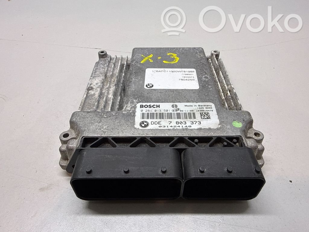 BMW X3 E83 Variklio valdymo blokas 