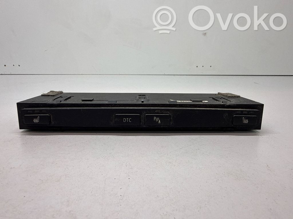 BMW 5 E60 E61 Sēdekļu apsildes slēdzis 