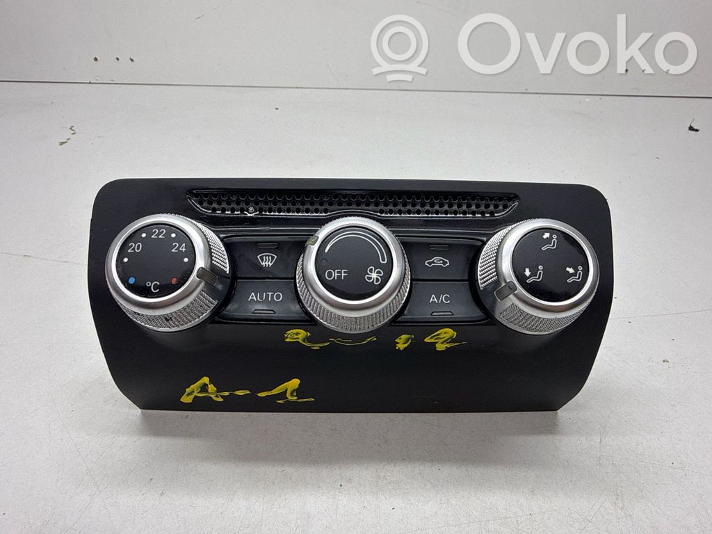Audi A1 Climate control unit 