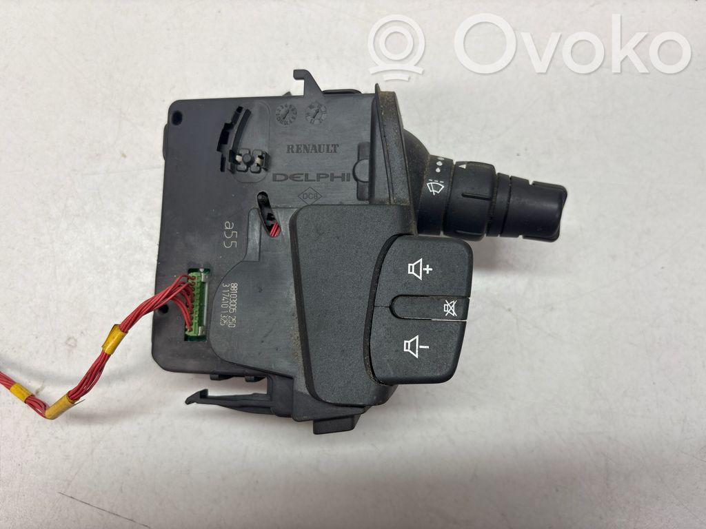 Renault Kangoo II Wiper control stalk 